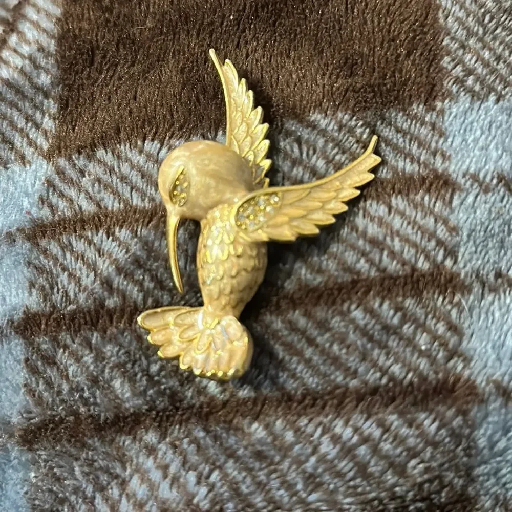 Vintage hummingbird brooch bird pin gold